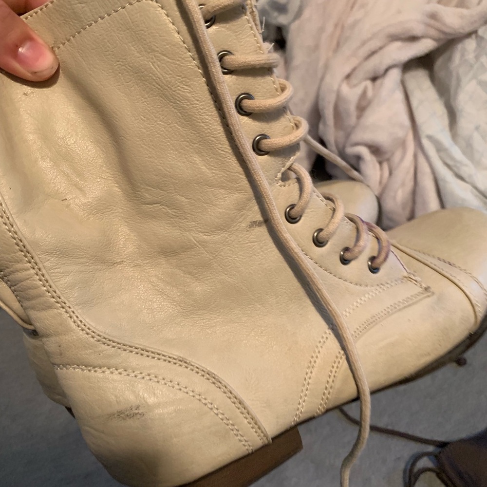 Cream Boots - Picture 3 of 5